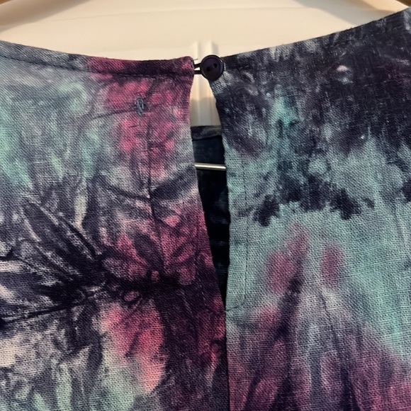 Anthropologie 
 C & C California linen blend Tye dye top - Picture 5 of 7